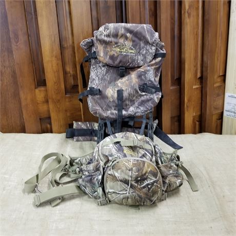 Fieldline Camo Frame Back Pack with Fanny Pack