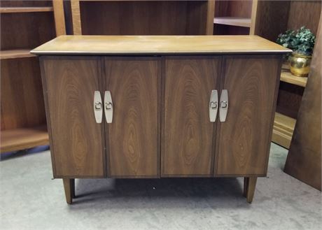 Vintage Telescoping Buffet/Table Cabinet w/ 6 Leaves