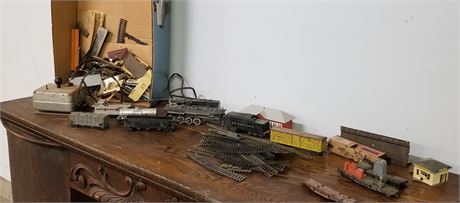 Antique Gilbert Ho Trains/Track/Controller/Extras