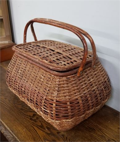 Vintage Picnic Basket