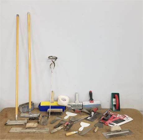 Assorted Drywall Taping & Texturing Tools