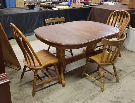 Dining Table w 2 Sets of Chairs...Includes Leaves - 58" & 42"