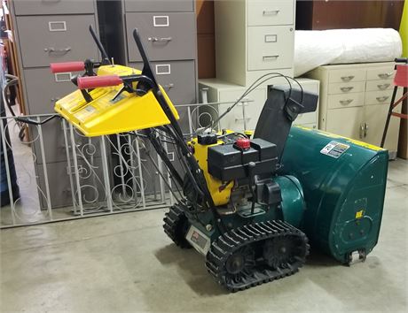 Yardman Track Driven 10hp 28" Electric Start 2 Stage Snow Blower-Starts & Runs !