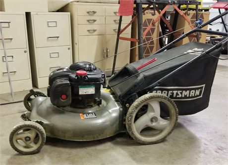 Craftsman Lawnmower...Starts & Runs !!!