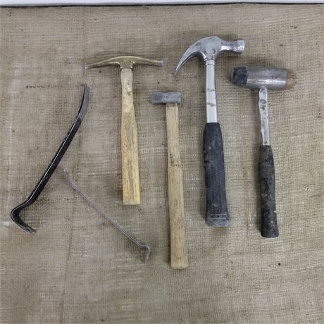 Assorted Hammers & Demo Bars