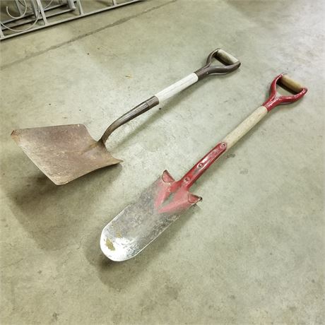 2 Shovels