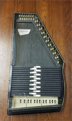 Vintage Oscar Schmidt Autoharp