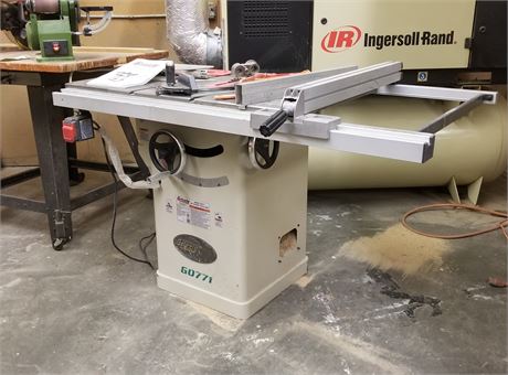 Grizzly G0771 10" Table Saw w/ Extras