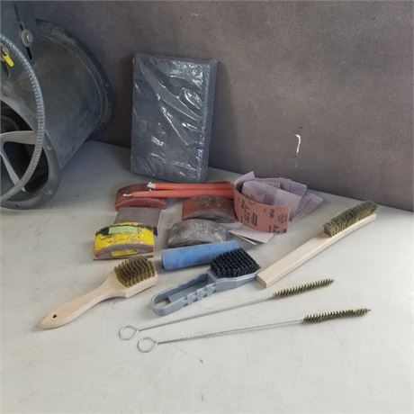 Assorted Sanding Blocks/Wire Brushes/Sanding Paper