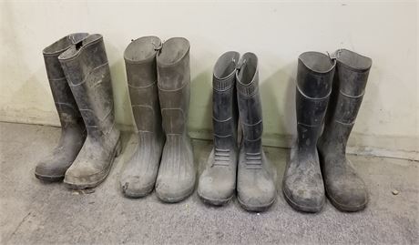 4 Pairs of Rubber Boots - Size 9-13