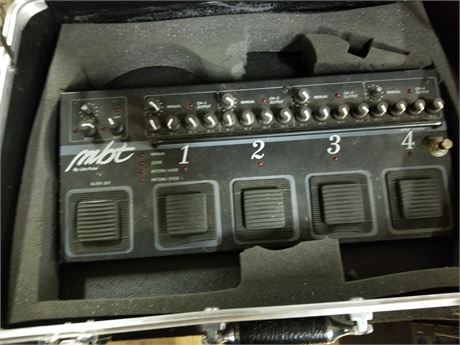 Lite Pute MBT Pedal Board with Case