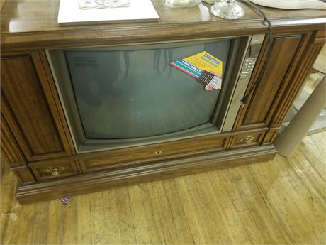 Vintage 1980's TV Never Used