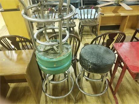 3 Chrome Legged Bar Stools