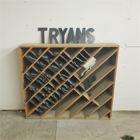 Sign Letters & Rack - 48x7x42