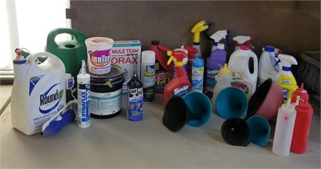 Assorted Cleaning Supplies