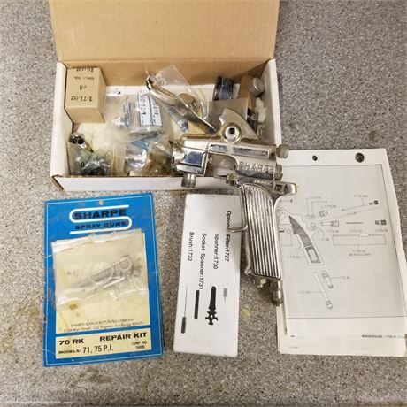 Nice Sharp Spray Gun & Extras