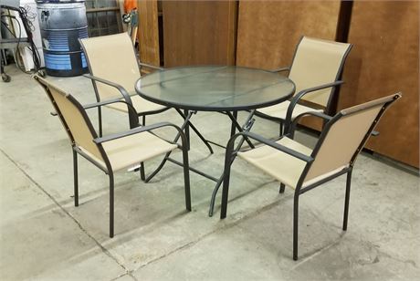 Patio Table & Chairs - 40" Diameter