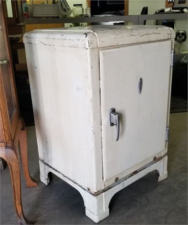 Antique Metal Ice Box - 24x22x31