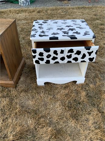 COW PAINTED BED NIGHT STAND WITH DRAWER.