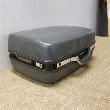 Samsonite Travel Case - 16x14x9