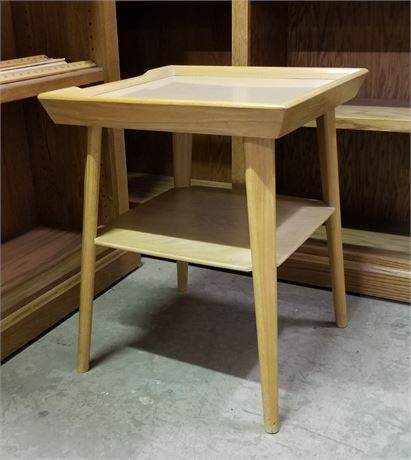 Mid Century Modern Table - 19x19x24