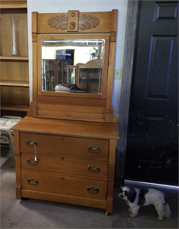 Vintage Dresser w/ Mirror - 40x18x74