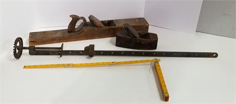 Primitive Wood Construction Tools