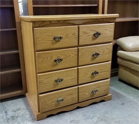 Nice Wood Dresser w Sliding Top - 39x21x42