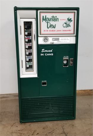 Vintage Mountain Dew Vending Machine w/ Key -Gets Cold!