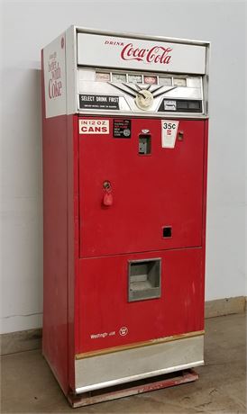 Vintage Coca-Cola Vending Machine w/ Key - Gets Cold!