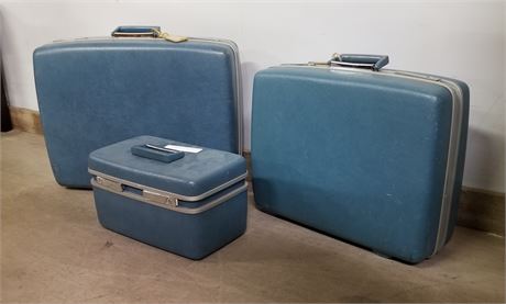 Retro Luggage Set