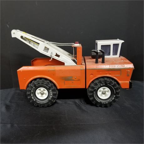 Vintage Mighty Tonka Tow Truck