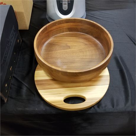 Black Walnut Bowl & Cutting Board