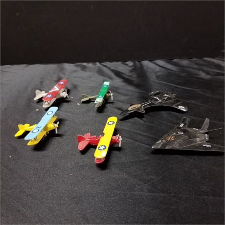 Collectible Airplane Minis