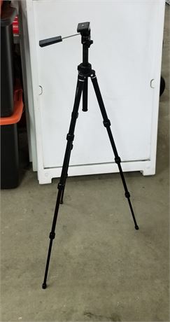 Lightweight Photographer's Tripod - Great for Hunting & Back Packing - So Light!