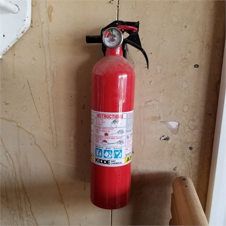 Fire Extinguisher with Full Charge