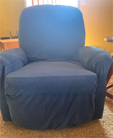 Rocker Recliner Chair w/ Cover