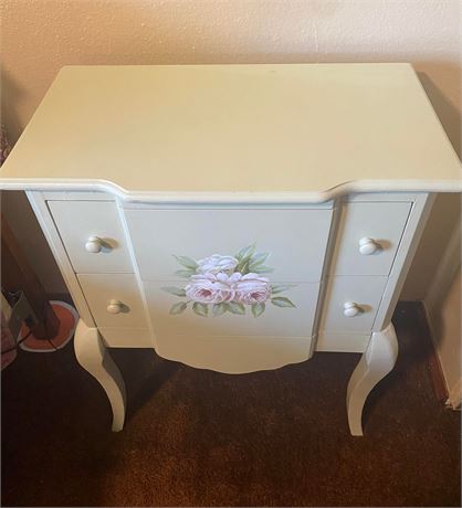 Pair of Nice Accent Tables/Night Stands