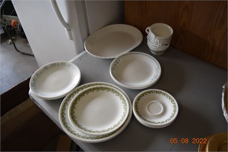 Assort. corelle dishes