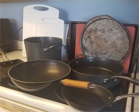 Assorted Cookware & Kitchen Supplies