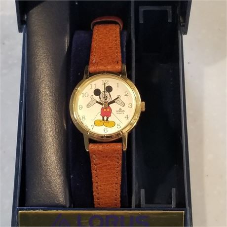 Lorus Quartz Mickey Mouse Watch