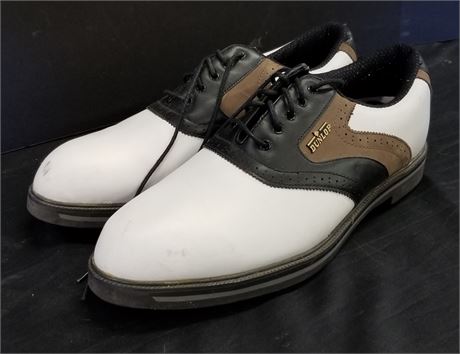 Golf Shoes - Sz 10.5