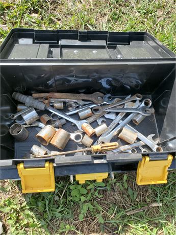 Tool box w/misc tools