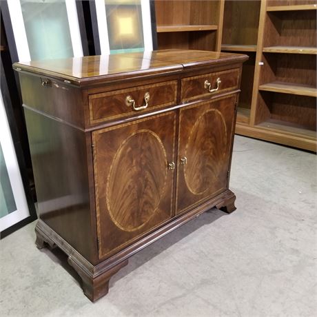 Henredon Bar/Buffet Cabinet -