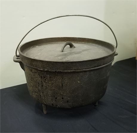 Cast Iron Dutch Oven w/ Lid -12" Diameter