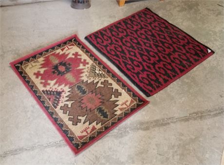 2 Woven Rugs - 34x34