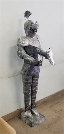 Metal Standing Knight - 66"