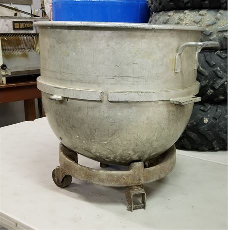 Commercial Mixing Bowl w/ Roller (needs wheel) 21x18