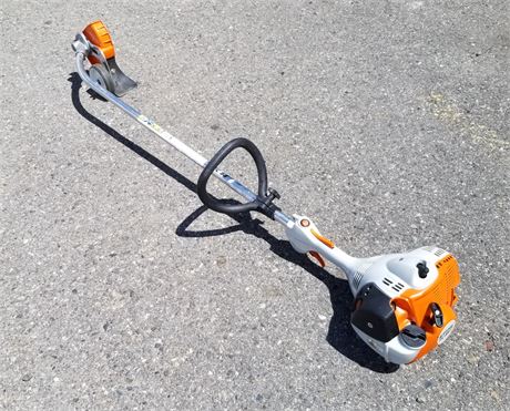 Nice Stihl FC 56C Line Trimmer w/ Edger - Works