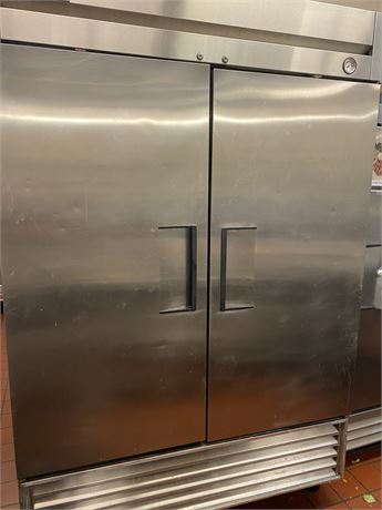 True Model T-49 Double Door Reach in Fridge